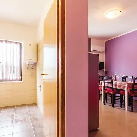 Apartment One-Bedroom Apartment In Divsici