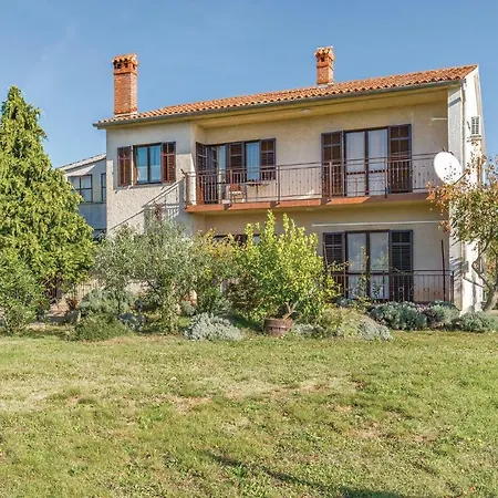 One-bedroom In Appartamento Divšići